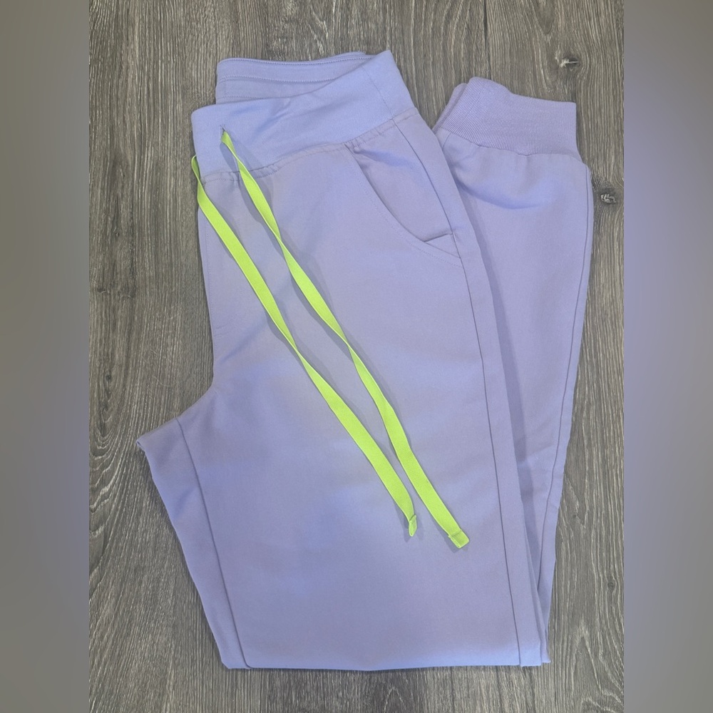 FIGS High Waisted Zamora Joggers Size XS LAVENDER DEW